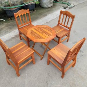 Bộ bàn ghế gỗ ngoài trời