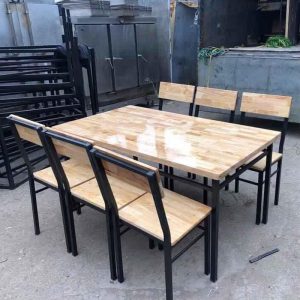 Bàn chân sắt mặt gỗ